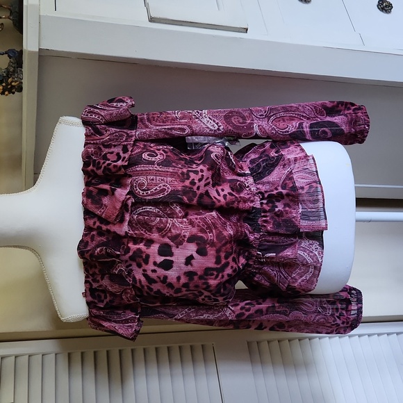 NWT Guess cropped off shoulder blouse M - Picture 3 of 4